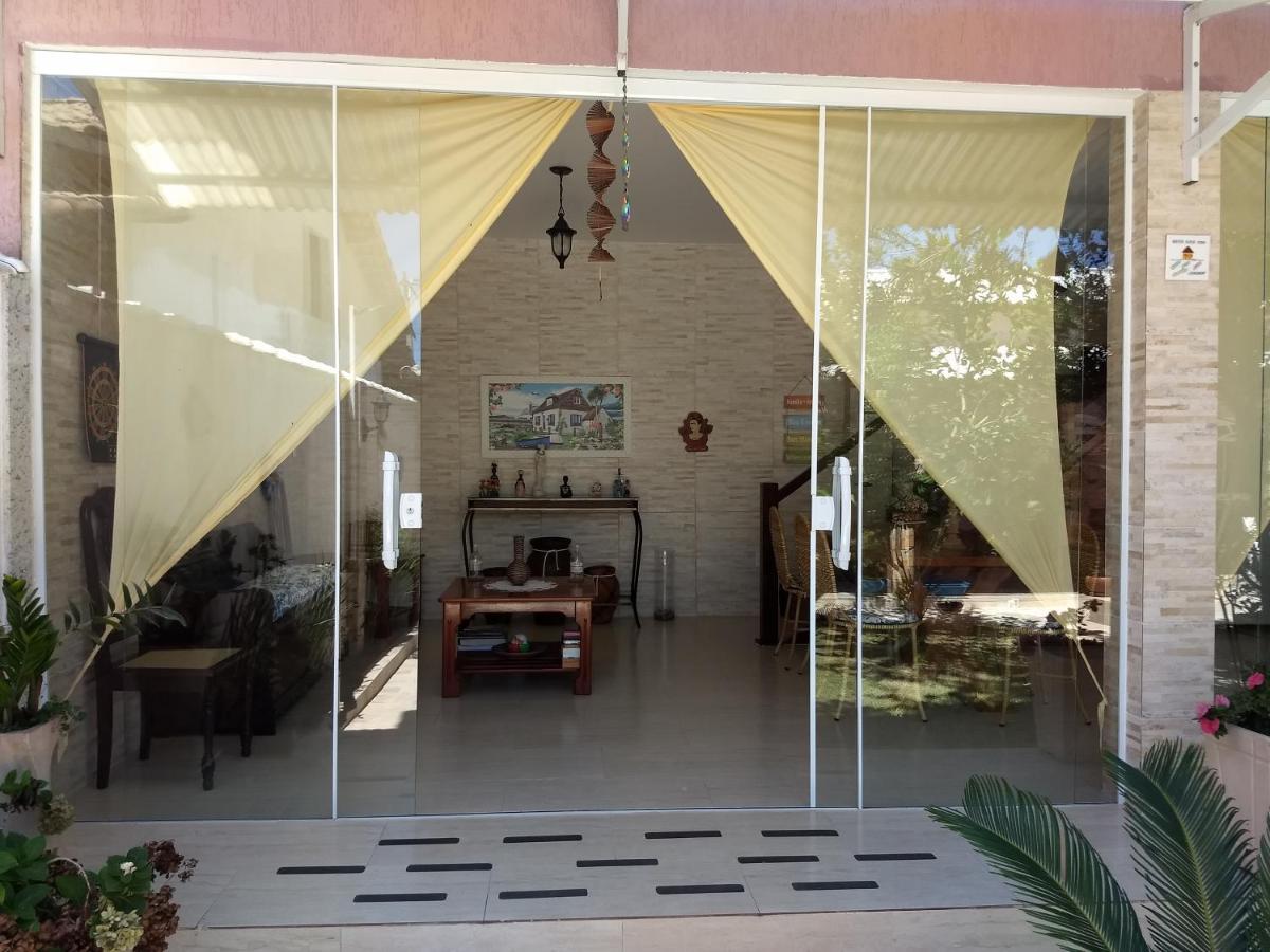 Cla Dos Couto - Homestay Saquarema